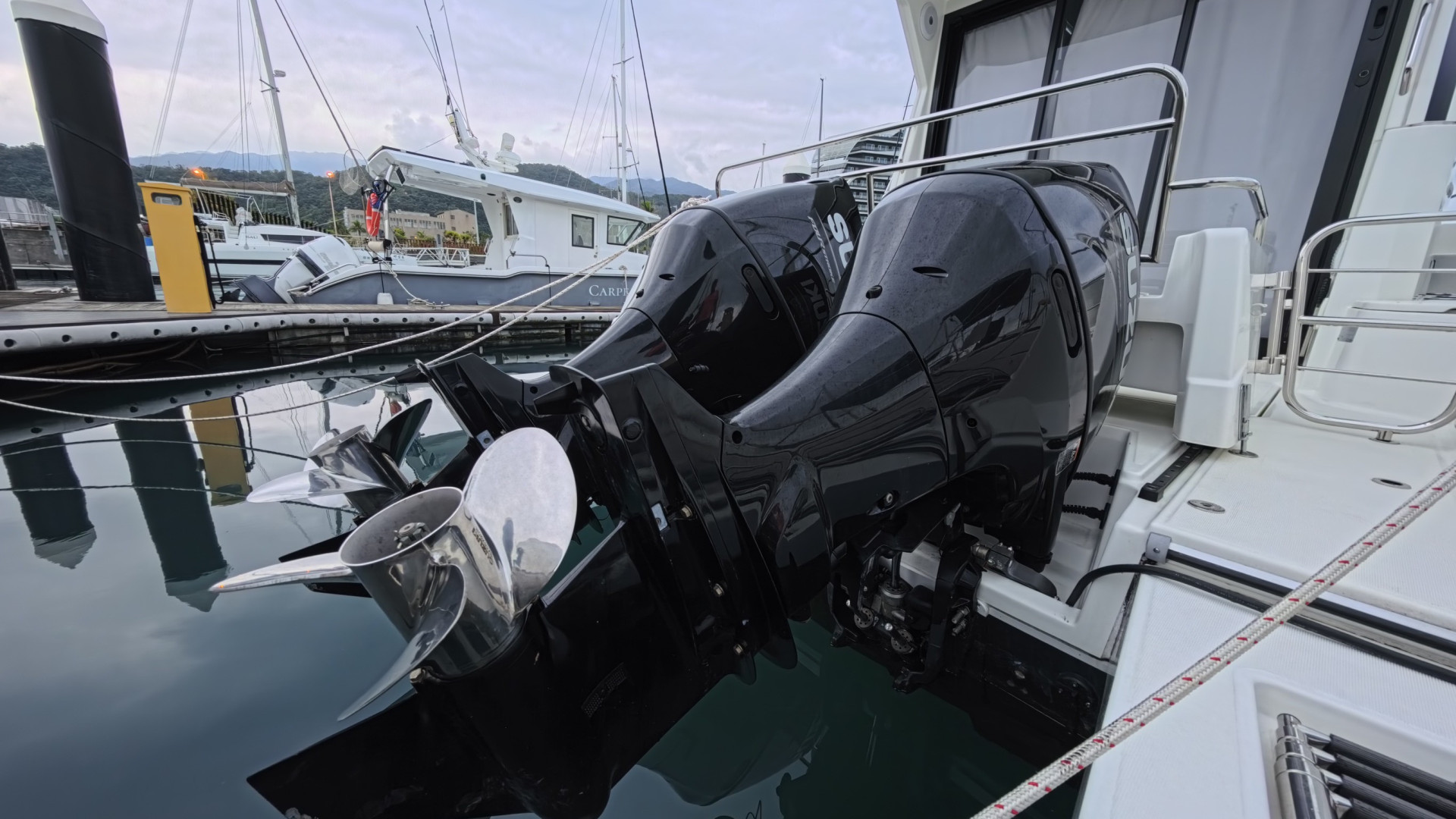 Beneteau A9